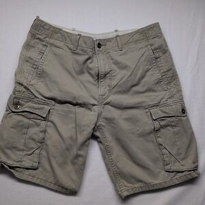 Men's Levi Strauss & Co. Khaki Cargo Shorts Waist 34 100% cotton